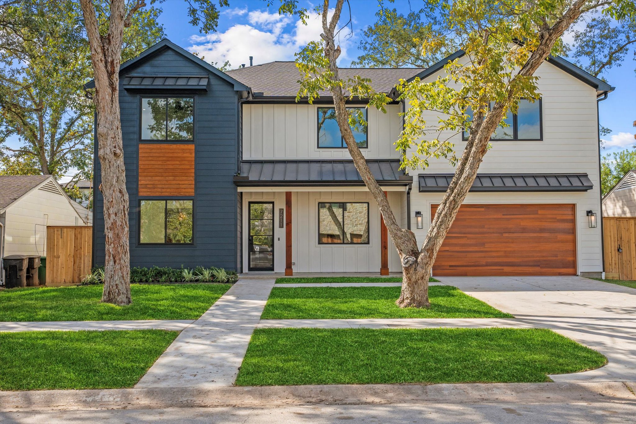 Why HOUTEX — design and construction handled with precision